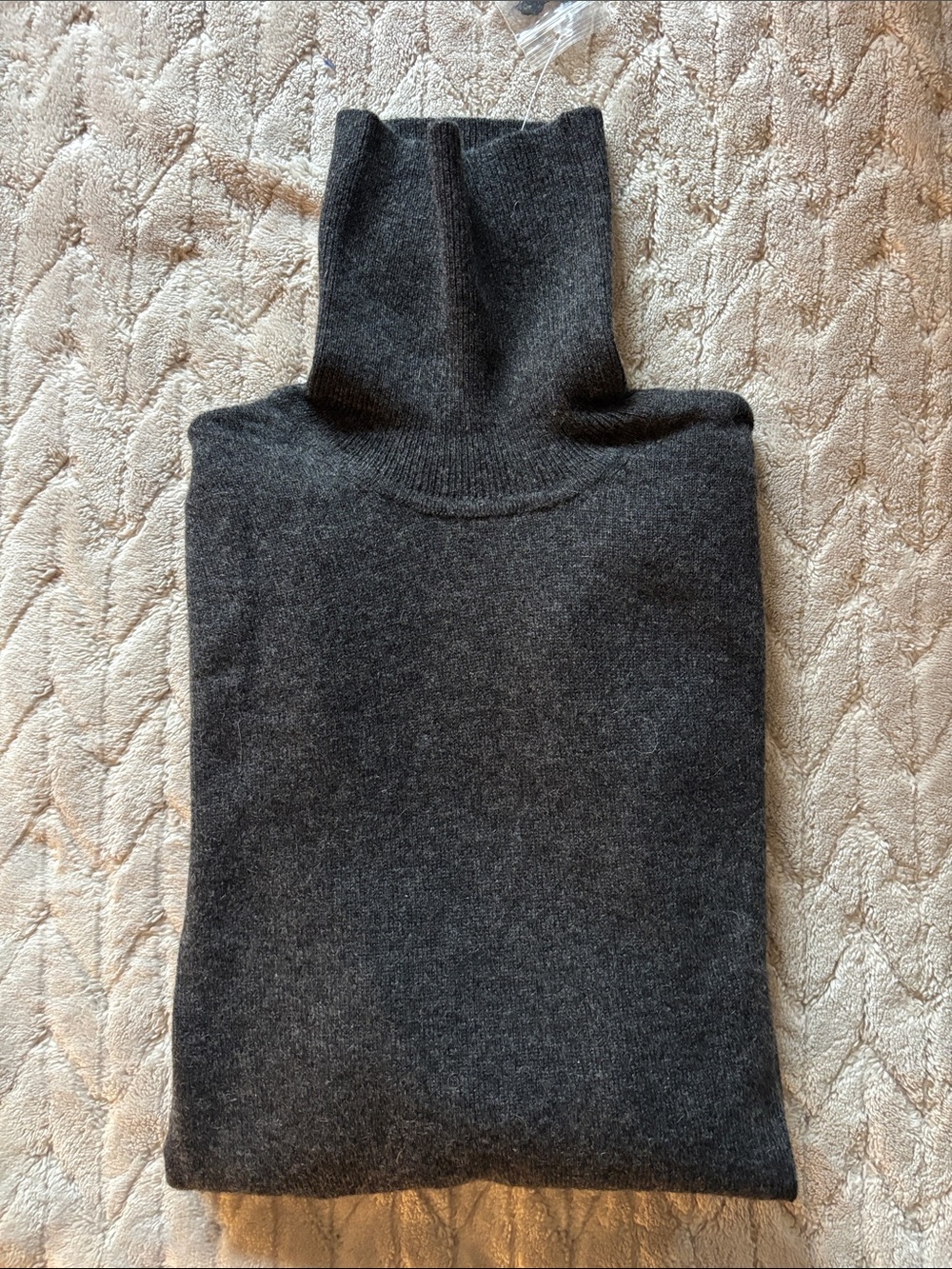 Isaac Mizrahi Charcoal Cashmere Gray Turtleneck Sweater